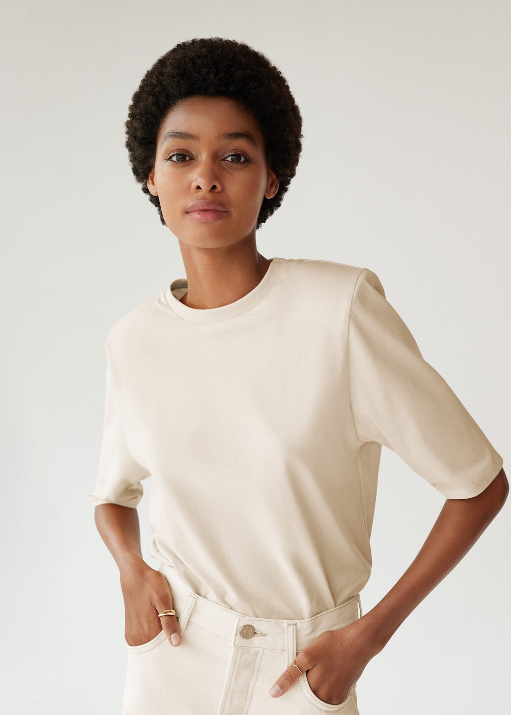 shoulder-pad tee